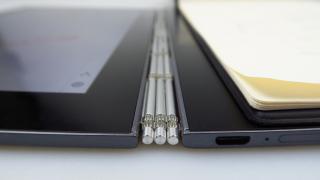 Lenovo Yoga Book: Design premiant, arta modernă şi Star Trek devenit realitate