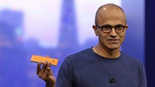 Luat la întrebări de investitori, CEO-ul Microsoft Satya Nadella îşi detaliază viziunea pentru zona Mobile: software adus pe multiple platforme e cheia