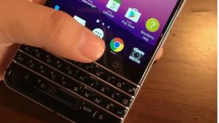 BlackBery DTEK70 apare în noi imagini hands on, probabil drept ultimul telefon cu tastatură QWERTY produs in house de canadieni