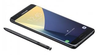 Vina exploziilor de terminale Galaxy Note 7 ar fi pusă pe seama design-ului 'extrem' al bateriei