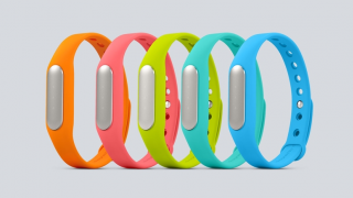 Fitbit a livrat 5.1 milioane purtabile în trimestrul 3 al acestui an; Xiaomi vine din spate cu 3.8 milioane unități vândute