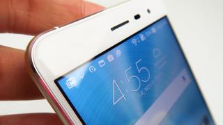 ASUS ZenFone 3 ZE552KL: Conectivitate bună, dar mixtă în comparaţie cu modelul mai mic