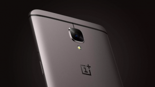 QuickMobile aduce la vânzare smartphone-ul OnePlus 3T în varianta cu 64 GB de stocare