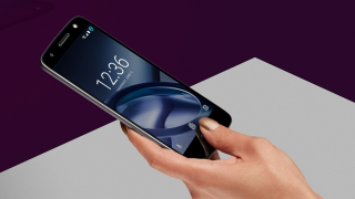 Telefonul modular Moto Z ajunge în oferta Orange; costă 2.559 lei fără abonament!
