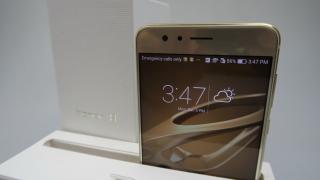 Huawei Honor 8 Unboxing: cel mai arătos telefon Huawei testat de noi până acum e scos din cutie aici (Video)