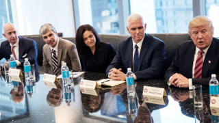 Donald Trump s-a întâlnit cu mai marii din tech: şefii Amazon, Google, Tesla și Apple; Twitter a fost respins şi Elon Musk face acum parte din echipa Trump