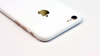 Machete ale telefoanelor iPhone 7 și iPhone 7 Plus în varianta Jet White apar într-un clip video