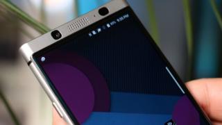BlackBerry Mercury primeşte un hands on cu uşile închise la CES 2017, deşi nu va fi anunţat acolo; Iată primele impresii (Video)