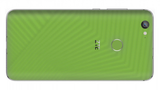 Smartphone-ul ZTE cu spate adeziv este lansat pe Kickstarter; se numește Hawkeye și costă 199$ pentru început