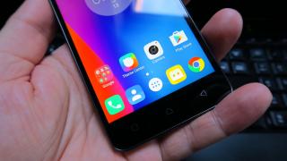 Lenovo K6: OS, UI, aplicaţii cu gesturi şi scenarii smart, fără prea mult bloatware
