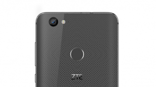 ZTE prezintă lista completă de specificații pentru smartphone-ul cu spate adeziv numit Hawkeye