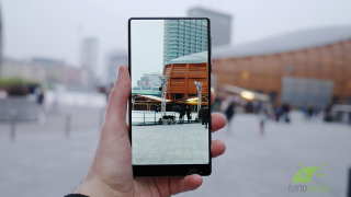 Xiaomi Mi MIX apare în benchmarkul GeekBench cu Android 7.0 Nougat la bord