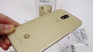 Motorola Moto M Unboxing: midrange high-end-ul care nu e nici Moto G, nici E şi nici Z, care are ceva influenţe Lenovo