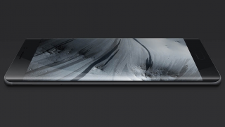 Arătosul phablet Xiaomi Mi Note 2 ajunge la QuickMobile; aduce display curbat, 6 GB RAM și chipset SD821