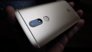 Motorola Moto M Review