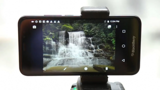 BlackBerry Aurora prezentat de aproape într-un clip oficial (Video)