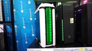 Turul Magazinelor #150: dongle Bluetooth pentru maşină, aspiratoare la super preţ şi o carcasă de PC cu iluminare fistichie