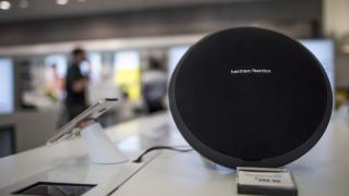Samsung finalizează achiziţia Harman, păstrează brandurile înglobate şi forţa de muncă