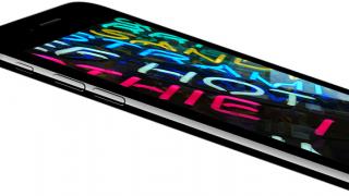 Modelul iPhone 8 cu diagonală de 5.8 inch ar avea până la urmă un ecran OLED plat şi nu curbat