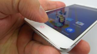 Nubia N1: Conectivitate dual SIM, cu LTE şi apeluri bune