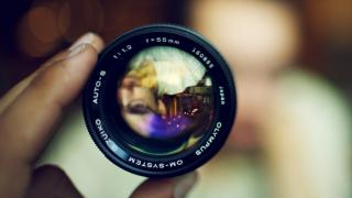 Google pregăteşte o nouă aplicaţie de editare foto la comun şi socializare pentru grupuri mici