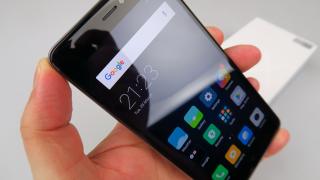 Xiaomi Redmi Note 4X Unboxing: scoatem din cutie un phablet metalic cu baterie generoasă, preţ bun (Video)