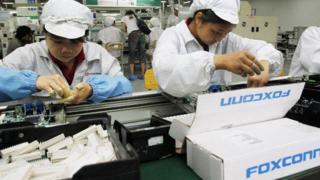 Foxconn înregistrează o scădere de venituri faţă de anul anterior, publicul e în expectativă pentru iPhone 8; Profitul net crește totuși!