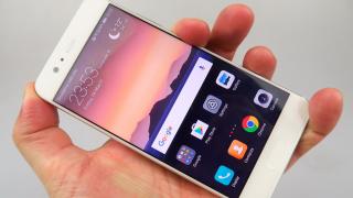 Huawei P10 Plus: OS, UI, aplicaţii cu EMUI 5.1, predictibilitate a acţiunilor interesantă