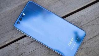Huawei Honor 9 apare într-o serie de randări pe Weibo, design-ul aduce cu al proaspăt lansatului Xiaomi Mi 6