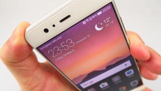Huawei P10: Conectivitate cu multiple benzi, USB Type-C, convorbiri bune