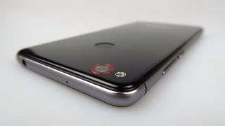 Nubia Z11 Mini: Design inspirat, elegant, deja clasic