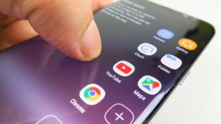 Samsung Galaxy S8 primeşte o actualizare care îi rezolvă problema cu nuanţa roşiatică a ecranului