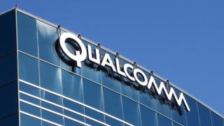 Continuă războiul Qualcomm - Apple; Producătorul de chipset-uri vrea interdicţia la vânzare a modelelor iPhone în SUA
