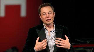 Elon Musk ia în râs ideea ca Apple să cumpere Tesla, dar nu se declară total opus acestei mutări