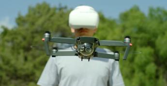 Turul Magazinelor #193: laptop ASUS pentru şcoală la sub 1000 lei, lămpi cu iluzii optice, ochelari de dronă DJI şi iPhone 6 la ofertă
