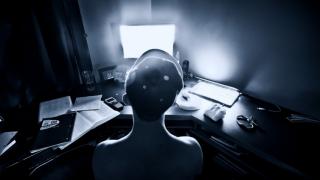 10 Creaţii muzicale, cinematografice, artistice împotriva tehnologiei, telefoanelor, Facebook-ului şi lumii în care trăim (Editorial)