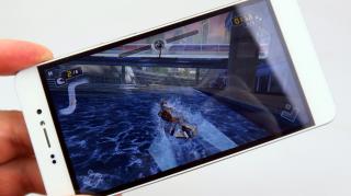 Bluboo Picasso 4G: Benchmark-uri modeste, fluiditate aproape rezonabilă