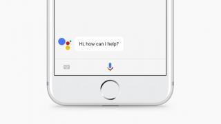 Google Assistant sosește oficial pe iOS dar multe din capabilitățile sale sunt limitate
