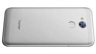 Huawei lansează telefonul Honor 6A / Honor 6A Play, model entry level cu preţ de 105 euro; Vine cu ecran de 5 inch, procesor Snapdragon 430