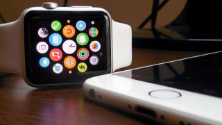 Turul Magazinelor #209: răcitor de bere, Apple Watch la preţ bun, robot educativ şi masă de fotbal pentru cei mici... sau mari