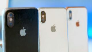 iPhone 8 are machete imprimate 3D şi bazate pe scăpările de schiţe de până acum; Formatul pare final (Video)