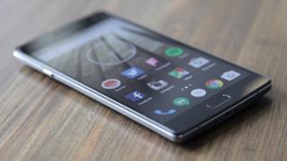 OnePlus oprește suportul software pentru smartphone-ul OnePlus 2; telefonul nu va mai primi actualizarea la Android Nougat