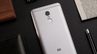 TomTop organizează o campanie de vânzări flash pentru phablet-ul Xiaomi Redmi Note 4! Costă doar 580 lei!