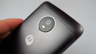 Motorola Moto G5: Cameră cu plusuri şi minusuri faţă de Moto G4, mai multe plusuri
