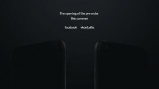 YotaPhone 3 ar urma să coste doar 350 dolari; ne va aduce un display secundar cu tehnologie E Ink