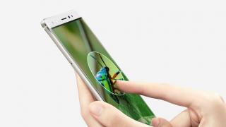 Huawei aplică pentru dreptul asupra tehnologiei "4D Touch"; Ar putea fi un soi de Apple 3D Touch evoluat