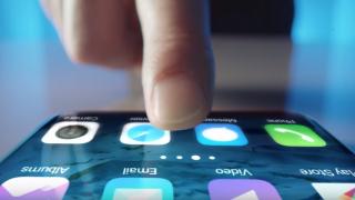 Qualcomm prezintă noua generație de scanner de amprente ultrasonic; funcționează sub panouri OLED, metal sau sticlă