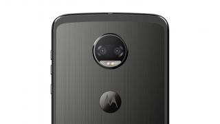 Moto Z2 Force primește o randare detaliată via @evleaks; avem într-adevăr o cameră duală!