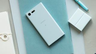 Flagship-urile Sony G8341 și Sony G8441 apar listate de un retailer polonez alături de prețuri; unul dintre ele se afișează în benchmark-ul AnTuTu