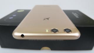 Allview X4 Soul Lite Unboxing: telefon accesibil cu cameră duală şi Bokeh, gata să ajungă la concurs (Video)